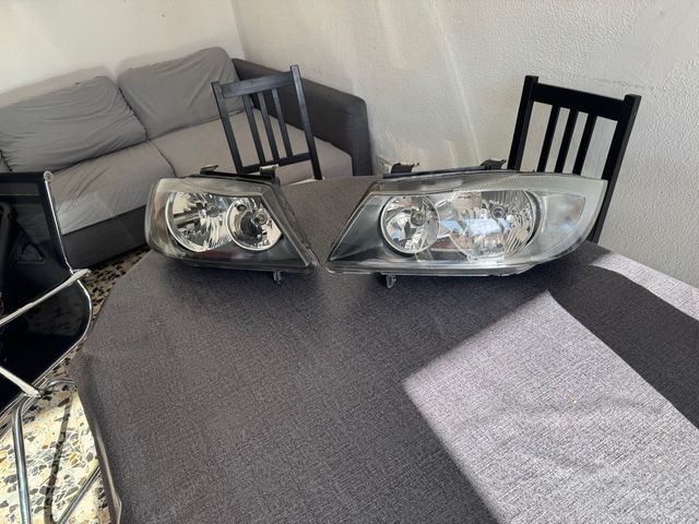 Juego de faros BMW Serie 3 E90 !Originales!