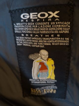 Plumífero Geox Mujer Azul Cintura ajustable.