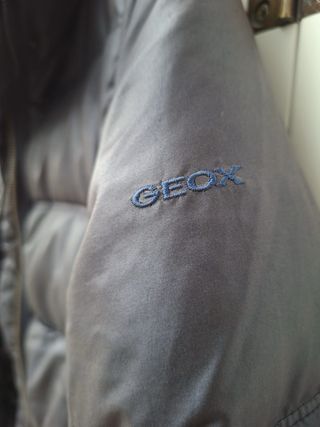 Plumífero Geox Mujer Azul Cintura ajustable.