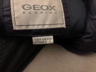 Plumífero Geox Mujer Azul Cintura ajustable.