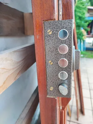 Puerta blindada madera