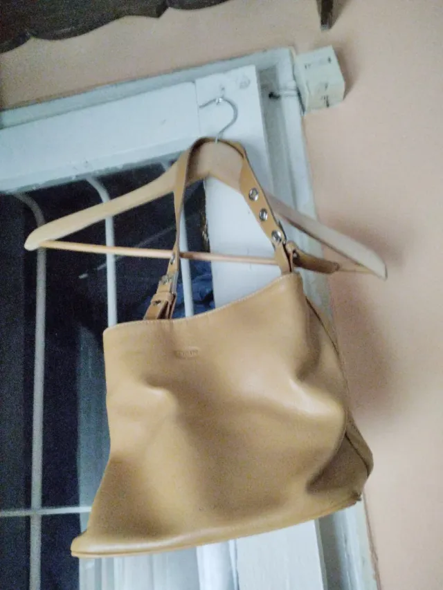 Bolso de mano beige