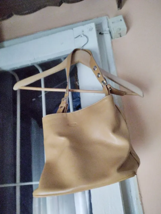 Bolso de mano beige