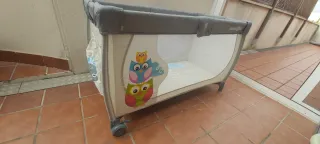 Cuna de viaje Babies R Us.