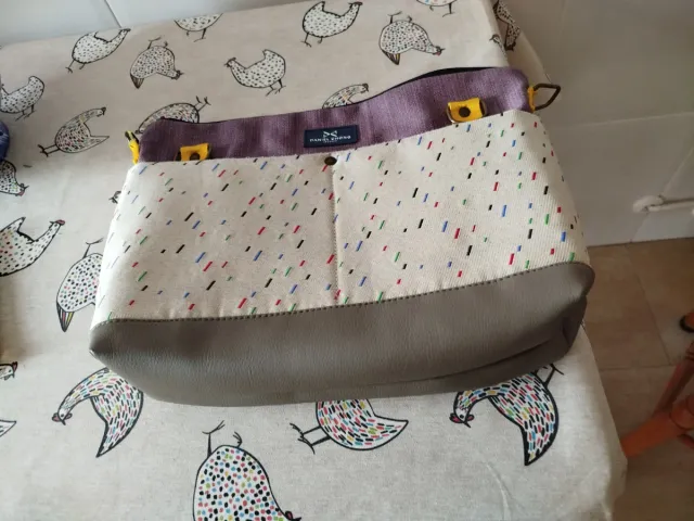 Bolsa para silla de bebé marca Daniel Chong