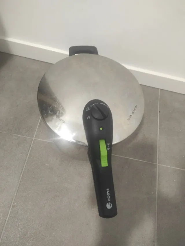Olla a presión Fagor 7L