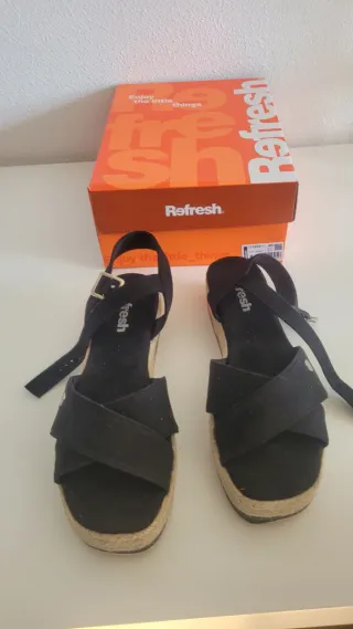 Sandalias Refresh Negras