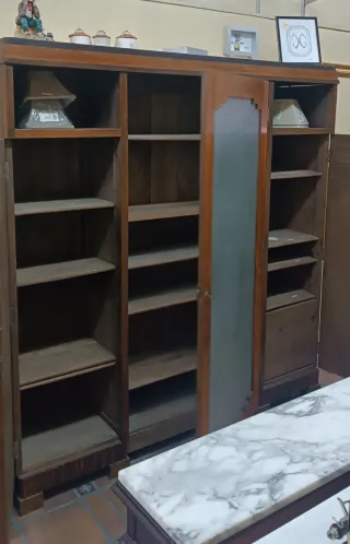 Armario antiguo 3 puertas madera y cristal