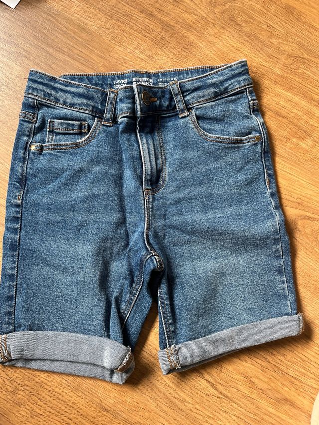 Vaqueros cortos Zara niño 7-8 años