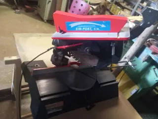 Máquina de carpinteria. Ingletadora. EIN-POR.