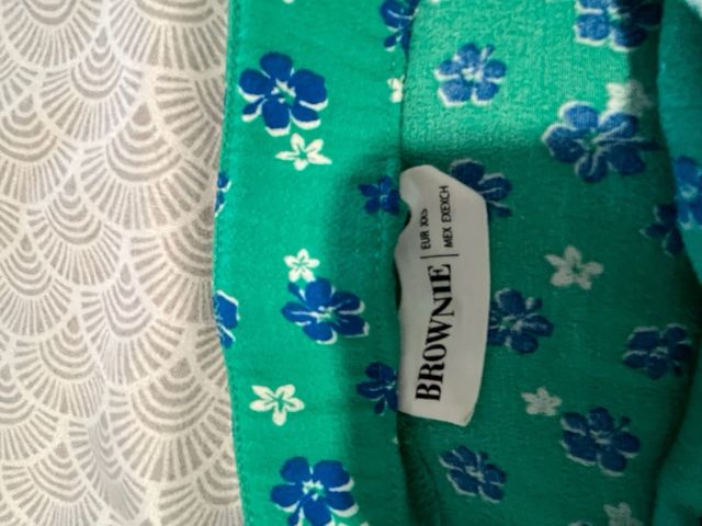 Falda Brownie floral verde y azul