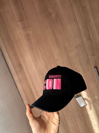 Gorra DSQUARED2 ICON Negra y Rosa