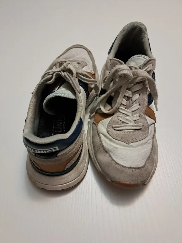 Zapatillas Munich Beige y Azul