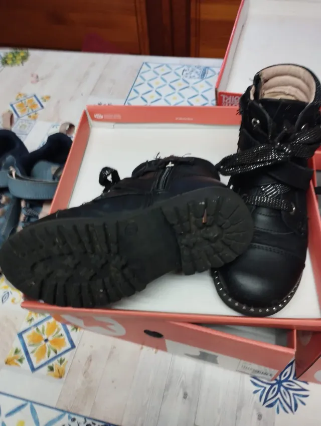 Lote Botas Niña 27