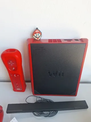 Nintendo Wii Mini edicion Mario con 49 juegos