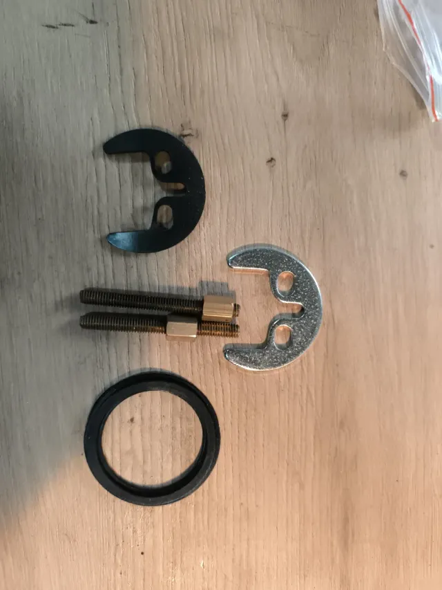 12 Kits de  fijación grifo monomando.