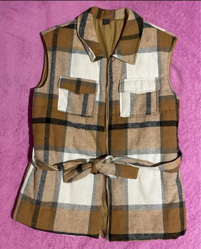 Chaleco cuadros marrón y blanco
