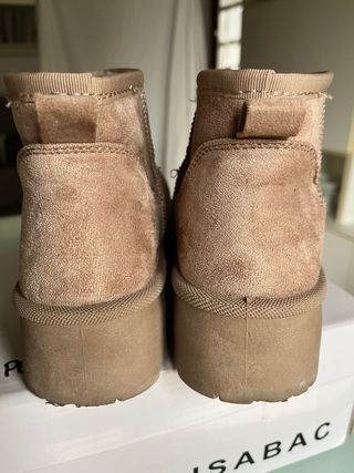 ISABAC Stivaletti Bassi Pelosi Beige/Marrone