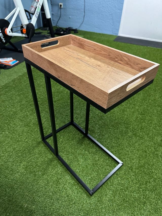 Mesa auxiliar bandeja madera y metal