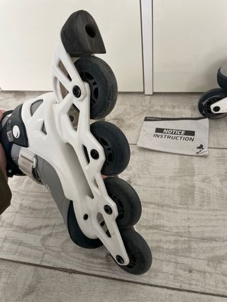 Patines en línea  extensibles, talla 29-32