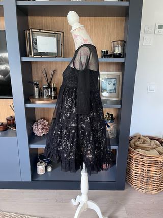 Vestido tul negro volúmenes Twinset