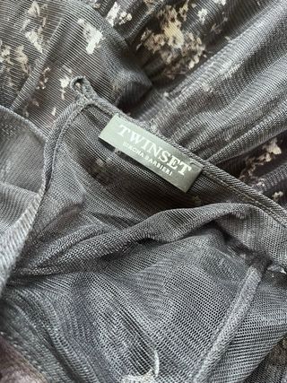 Vestido tul negro volúmenes Twinset