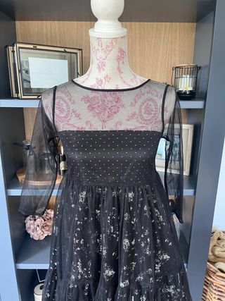 Vestido tul negro volúmenes Twinset