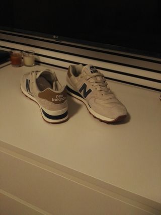 Zapatillas New Balance Beige/Azul Talla 42