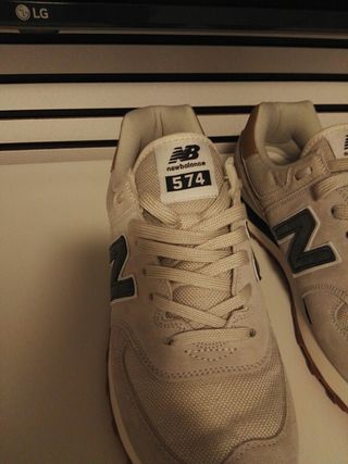 Zapatillas New Balance Beige/Azul Talla 42