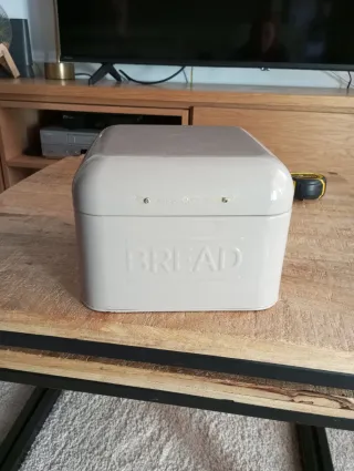 Caja de pan metal Maisons du Monde