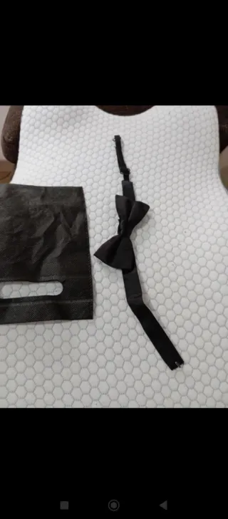 Pajarita negra para camarero/a