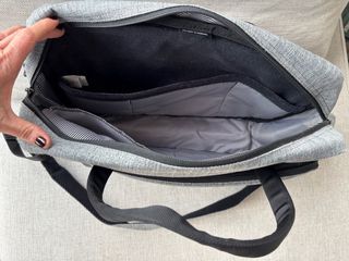 Maletín ordenador Herschel gris