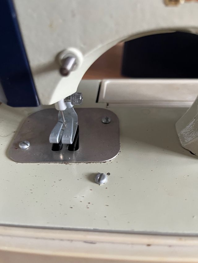 Máquina de coser Eureka Vintage Portátil