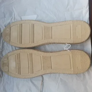 Alpargatas planas blancas