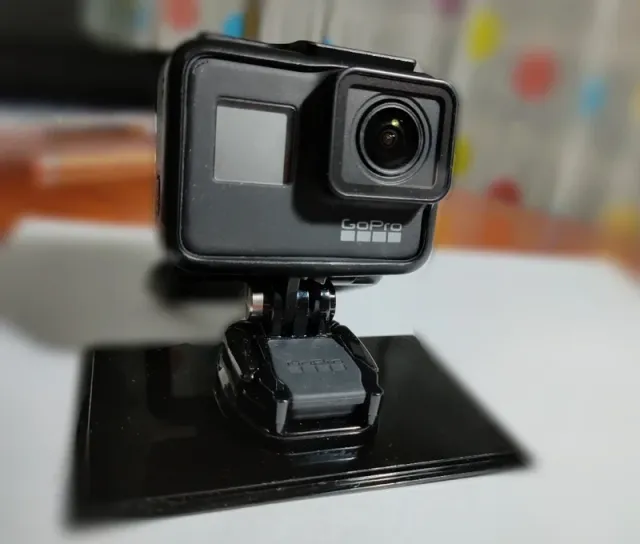 GoPro Hero 7 Black + confezione originale- leggere