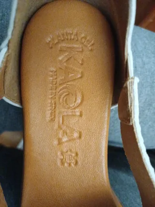 Sandalias doradas talla 38 de piel