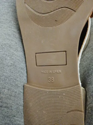 Sandalias doradas talla 38 de piel