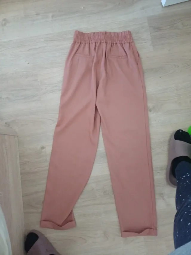 Pantalón fino talla S