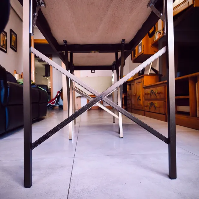 Camilla masajes color marron berengena