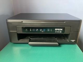 Impresora Epson XP-2105 WiFi Negra