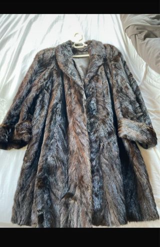 Abrigo auténtico marrón mas info sin compromiso