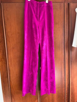 Pantalón estampado fucsia