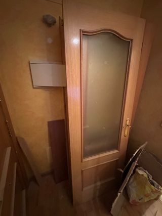 Vendo dos puertas de madera con cristal