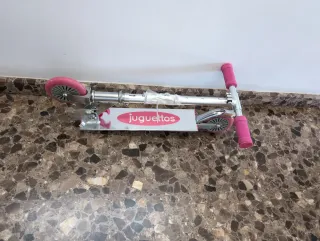 Patinete infantil Juguettos rosa