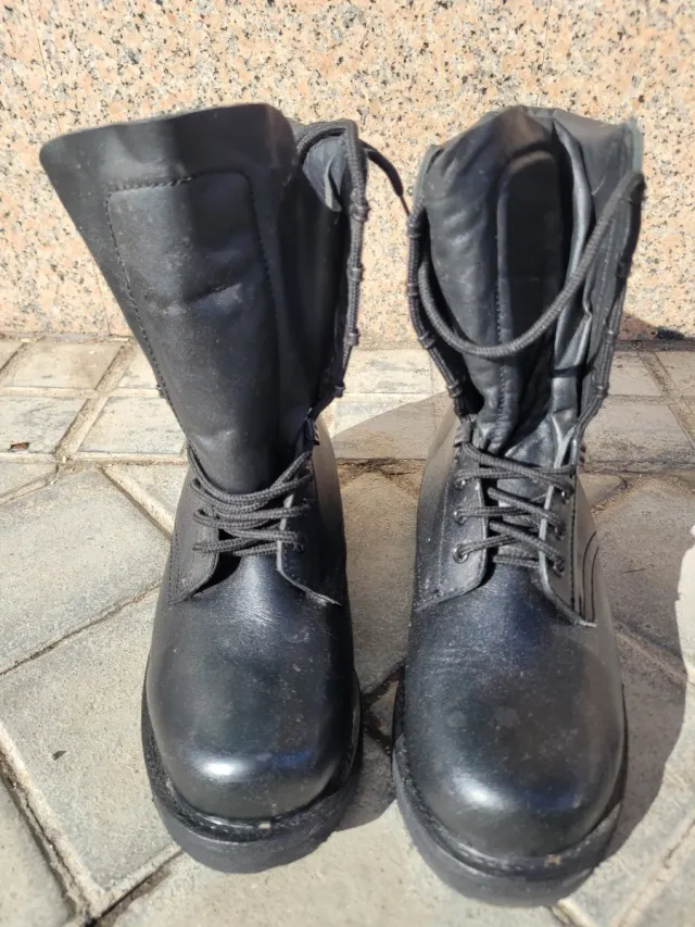 Botas militares Iturri Talla 43 Negras