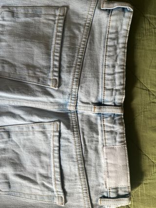 Falda vaquera larga con abertura