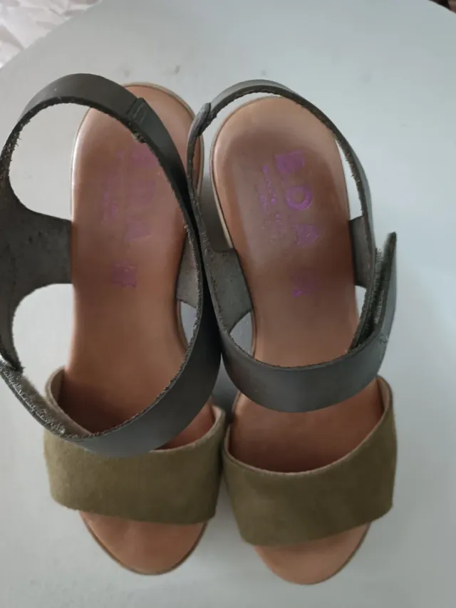 Sandalias tacón caqui piel 38