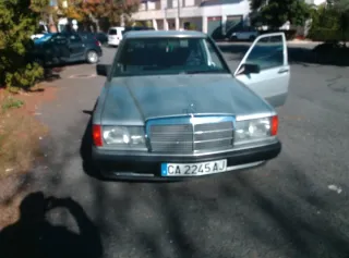 Mercedes-Benz 190E 1990