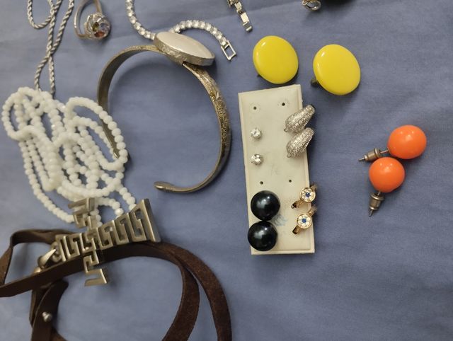 Lote vintage de bisutería