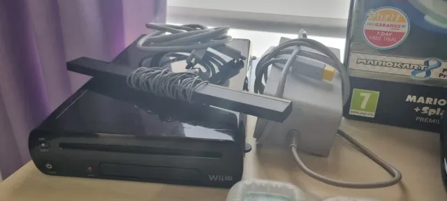 Nintendo Wii U Nera + Giochi e Controller